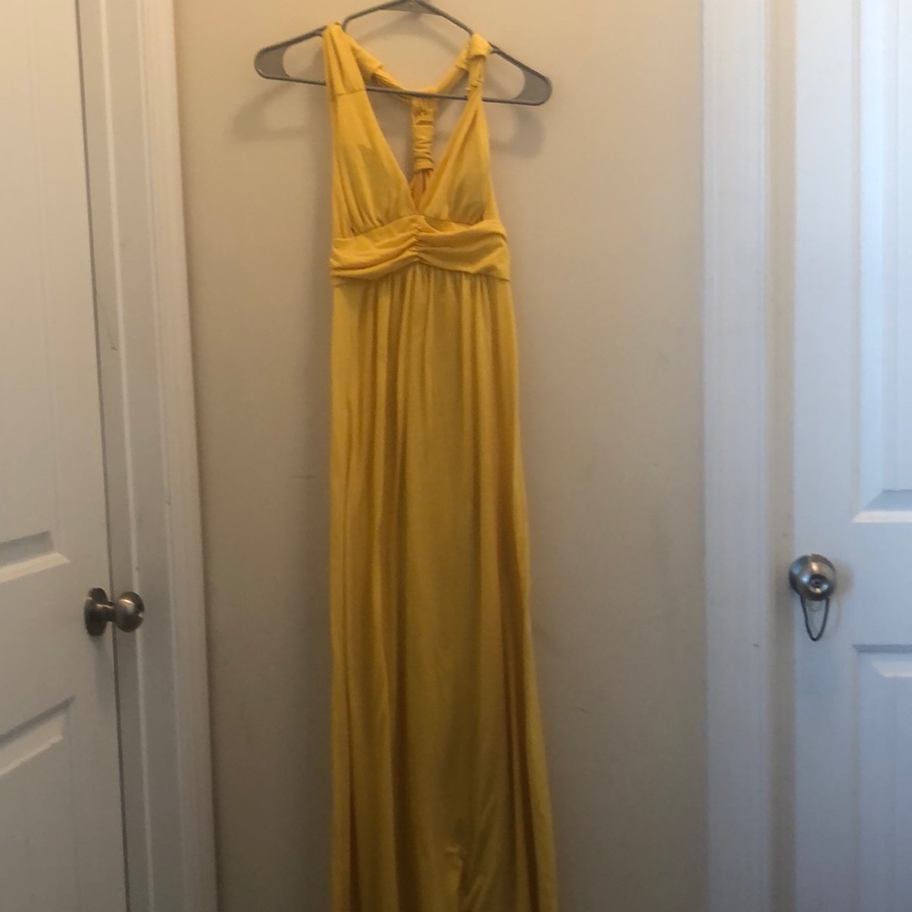 Yellow dress